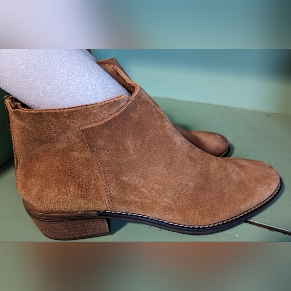 Very Volatile Ankle Boots, Brown Leather, Size 9.5 - Picture 3 of 7